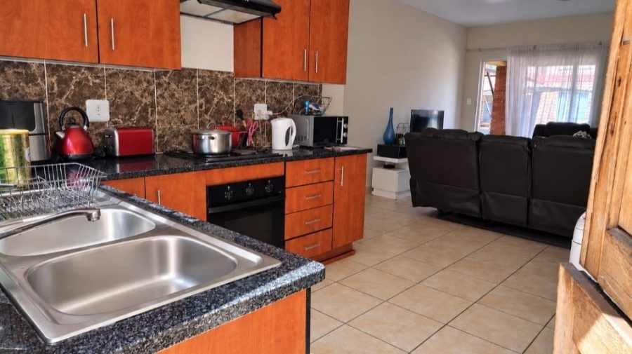 3 Bedroom Property for Sale in Waterval East North West